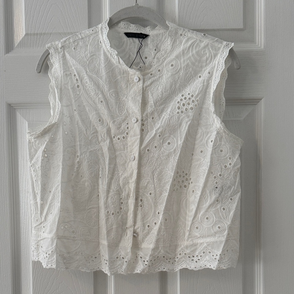 Zara White Eyelet Button-Up Blouse